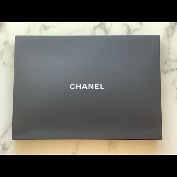 CHANEL fold over quilted clutch purse - Picture 9 of 11